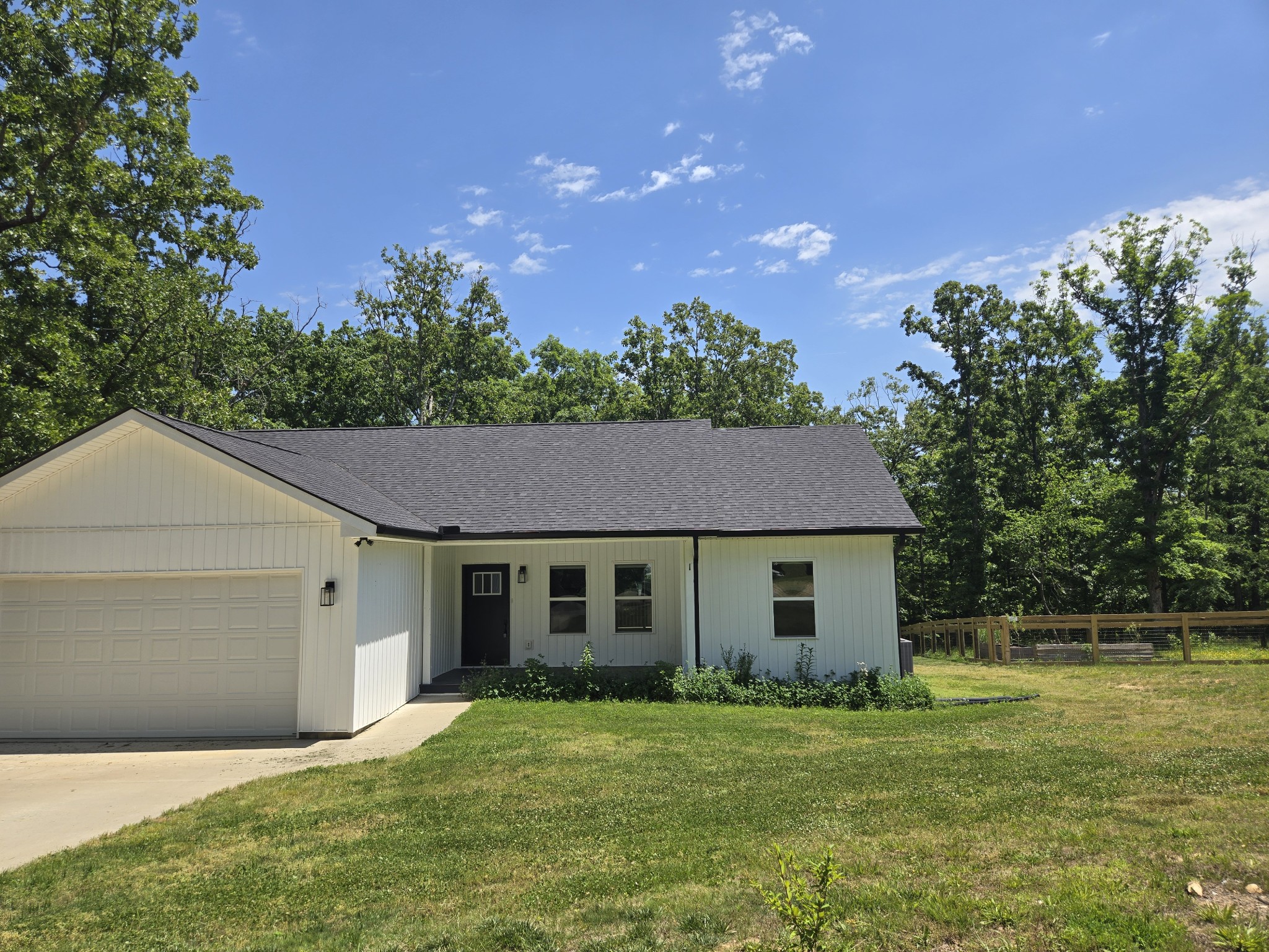 111 Friel Drive Waverly TN 37185