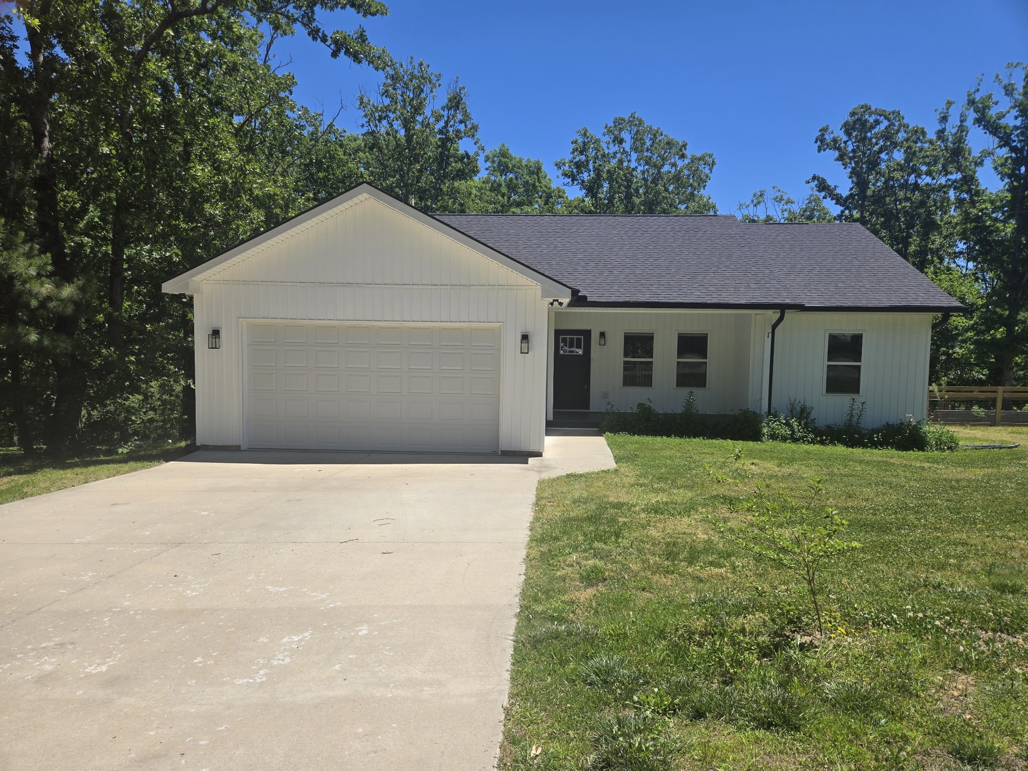 111 Friel Drive Waverly TN 37185