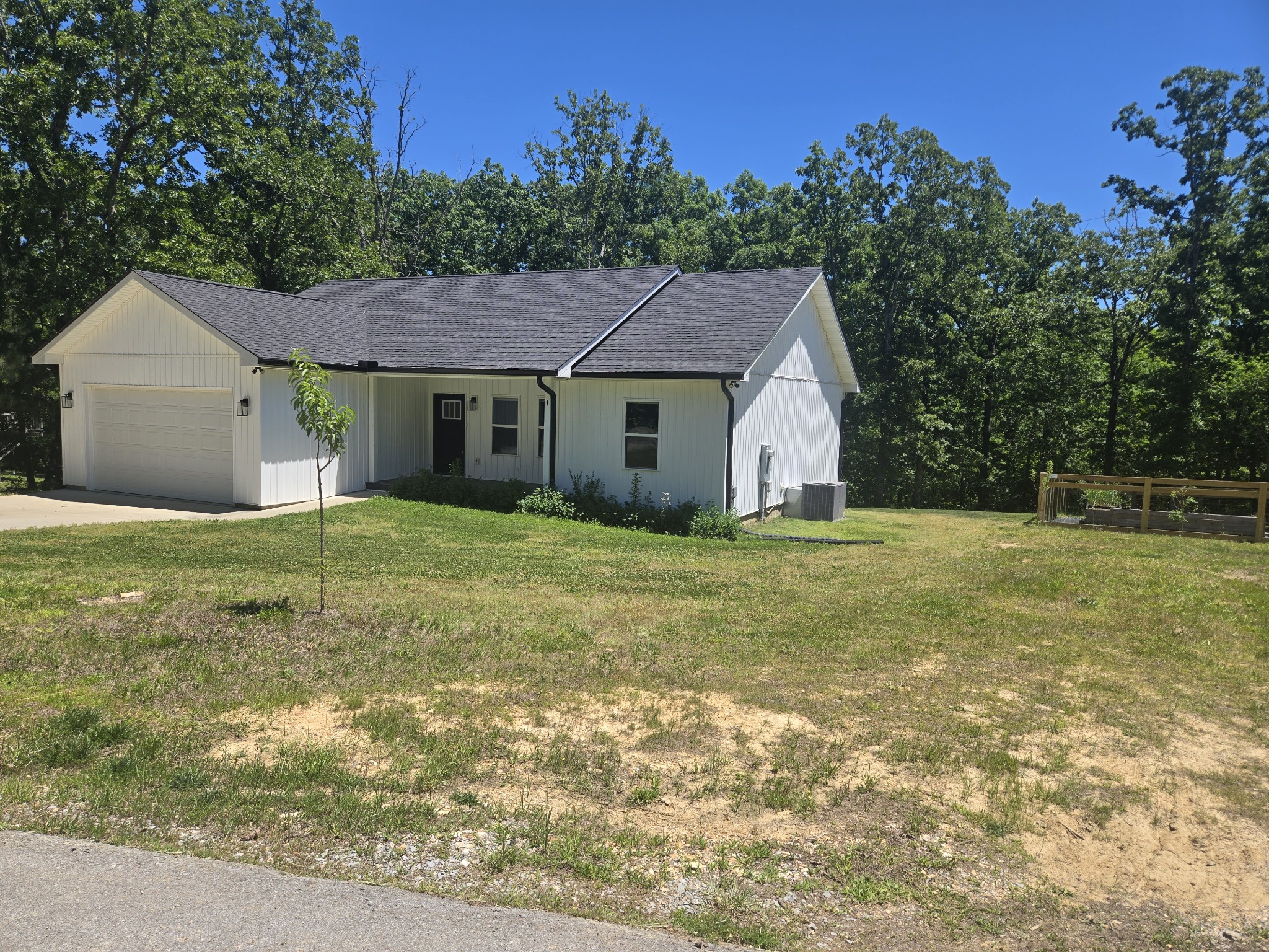 111 Friel Drive Waverly TN 37185