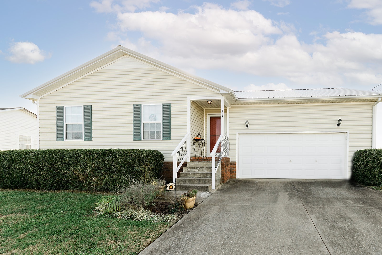 314 Pappy Drive Oak Grove KY 42262