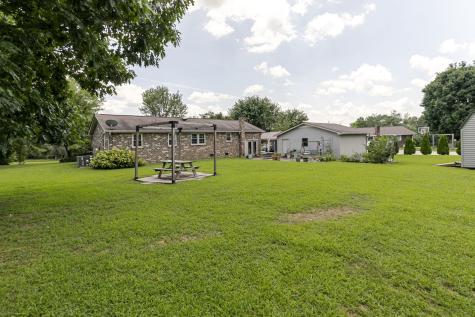 2802 Canterbury Drive Springfield TN 37172