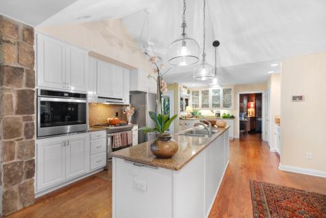 524 Sweetberry Drive Monteagle TN 37356