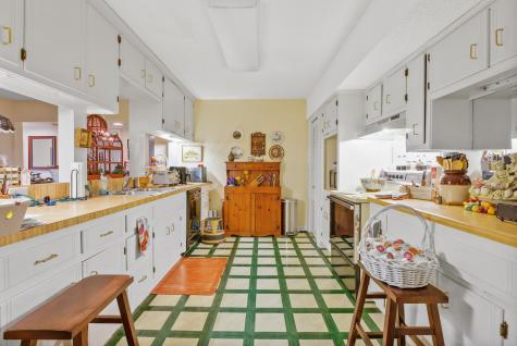 524 Sweetberry Drive Monteagle TN 37356