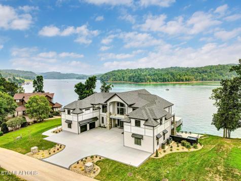 201 Crown Jewel Lane La Follette TN 37766
