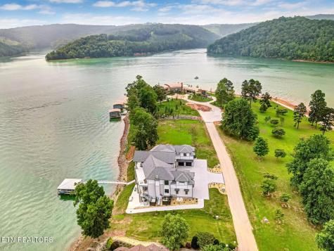 201 Crown Jewel Lane La Follette TN 37766