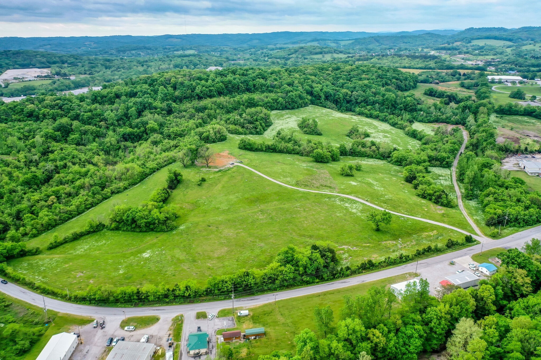 226 Jmz Drive Gordonsville TN 38563