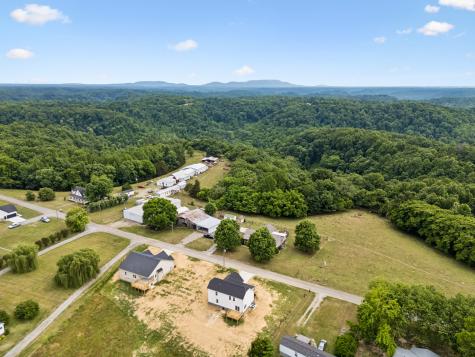 2010 Old Snow Hill Road Dowelltown TN 37059
