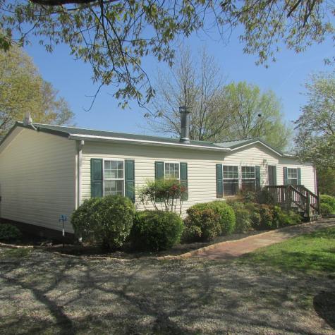 75 Snell Road Ethridge TN 38456
