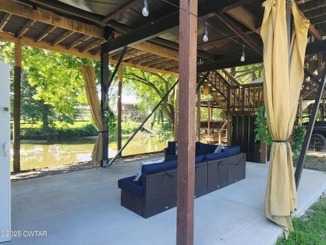 407 Pevahouse Camp Circle Decaturville TN 38329