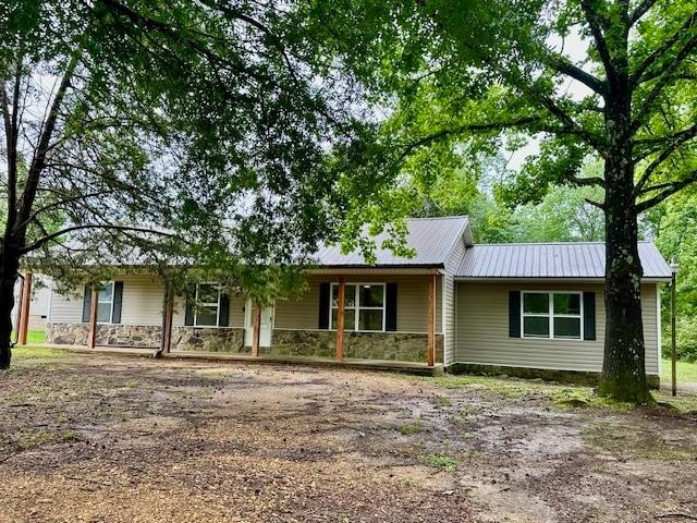 15 Brookwood Loop Adamsville TN 38310