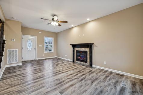 338 Chalet Circle Clarksville TN 37040