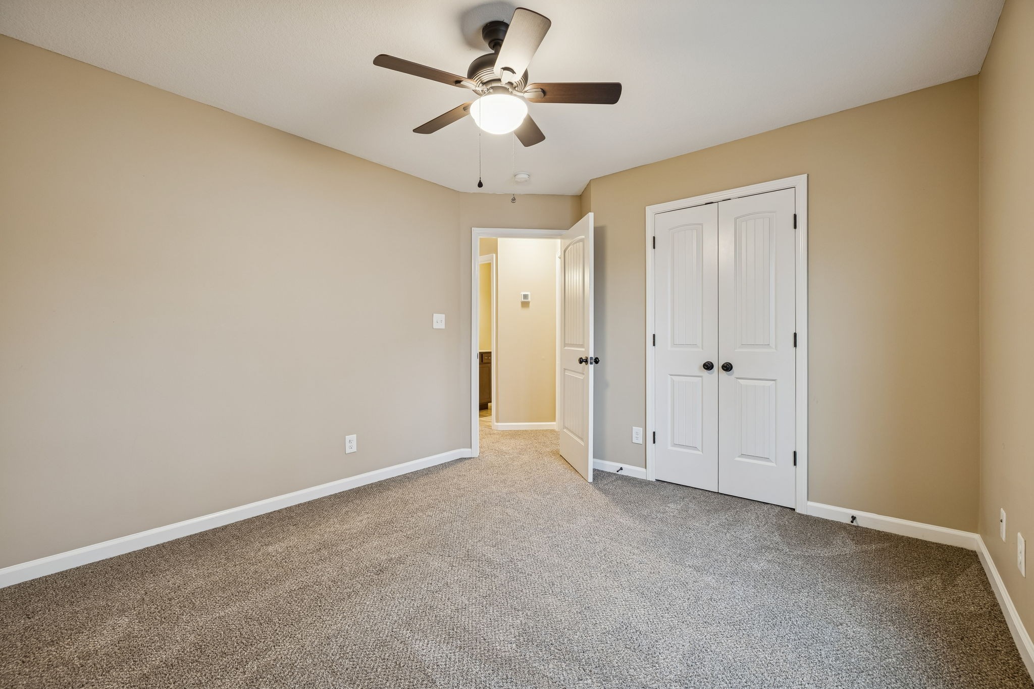 338 Chalet Circle Clarksville TN 37040