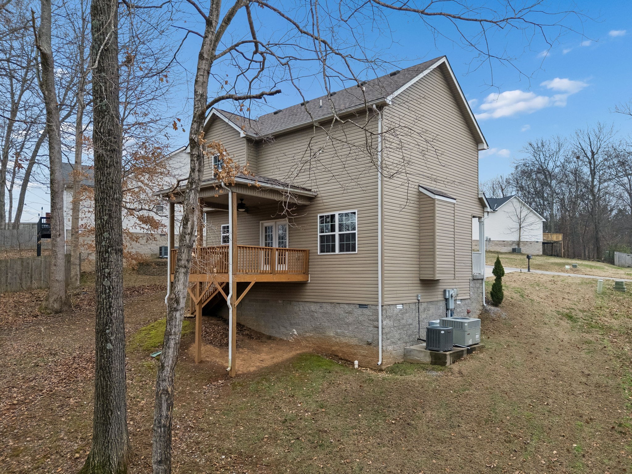 338 Chalet Circle Clarksville TN 37040