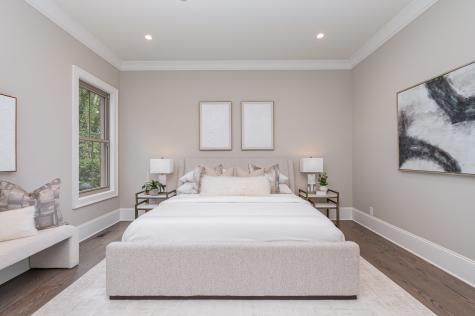 909A Gale Lane Nashville TN 37204