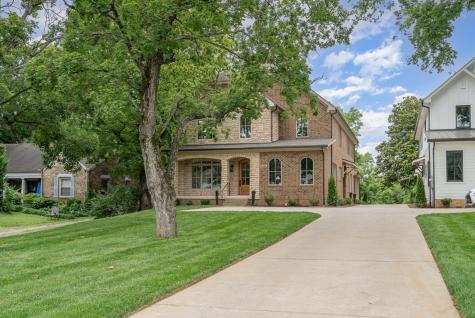 909A Gale Lane Nashville TN 37204