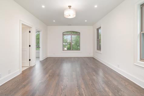 909A Gale Lane Nashville TN 37204