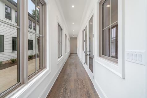 909A Gale Lane Nashville TN 37204