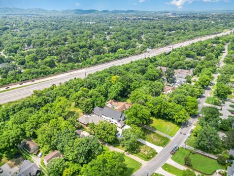 909A Gale Lane Nashville TN 37204