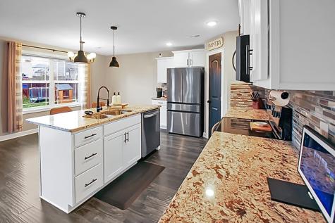 557 Medallion Circle Clarksville TN 37042