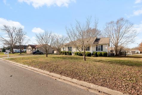 2711 Rocking Horse Lane Murfreesboro TN 37130