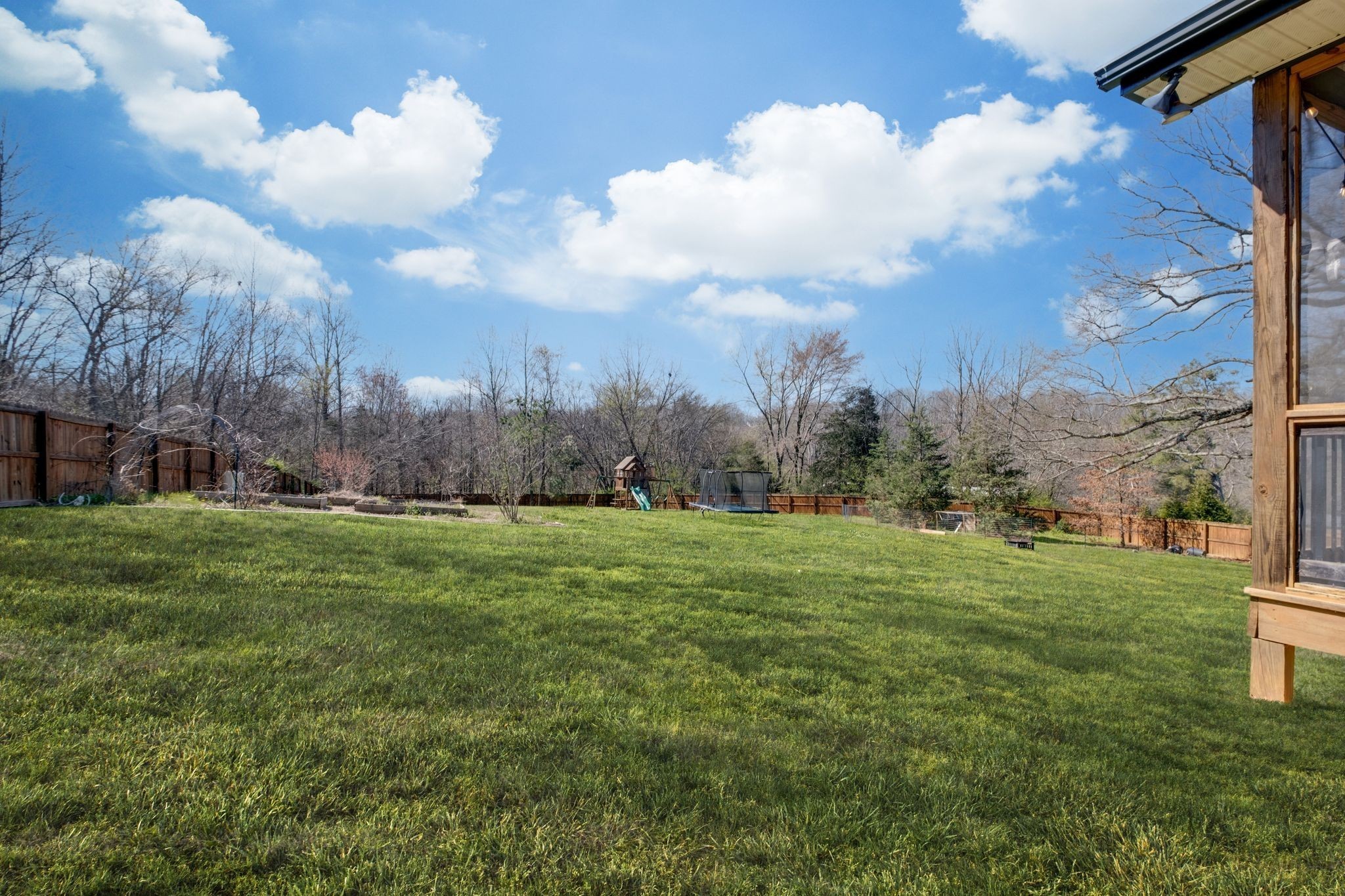 111 Amelia Drive Bon Aqua TN 37025