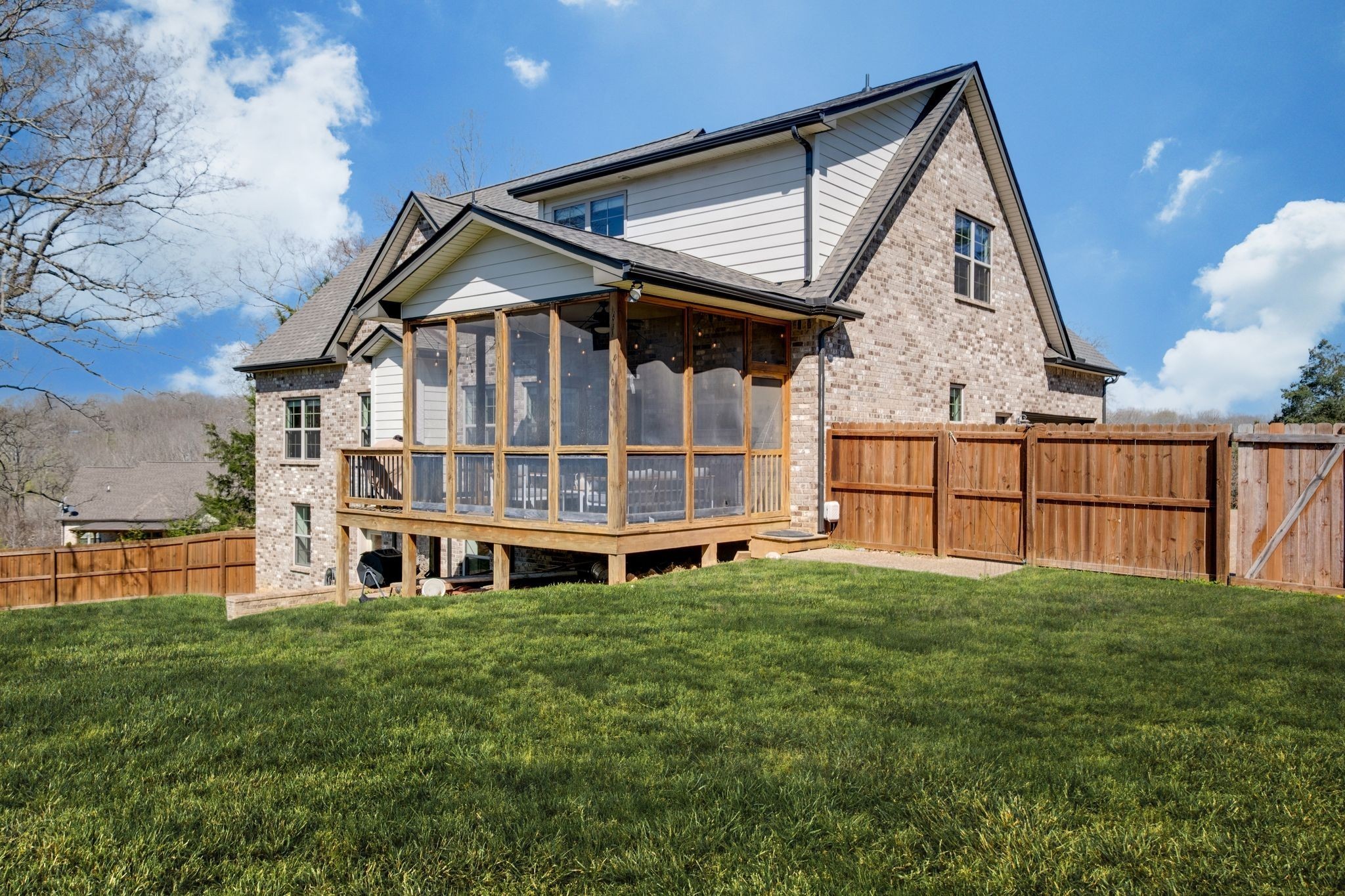 111 Amelia Drive Bon Aqua TN 37025
