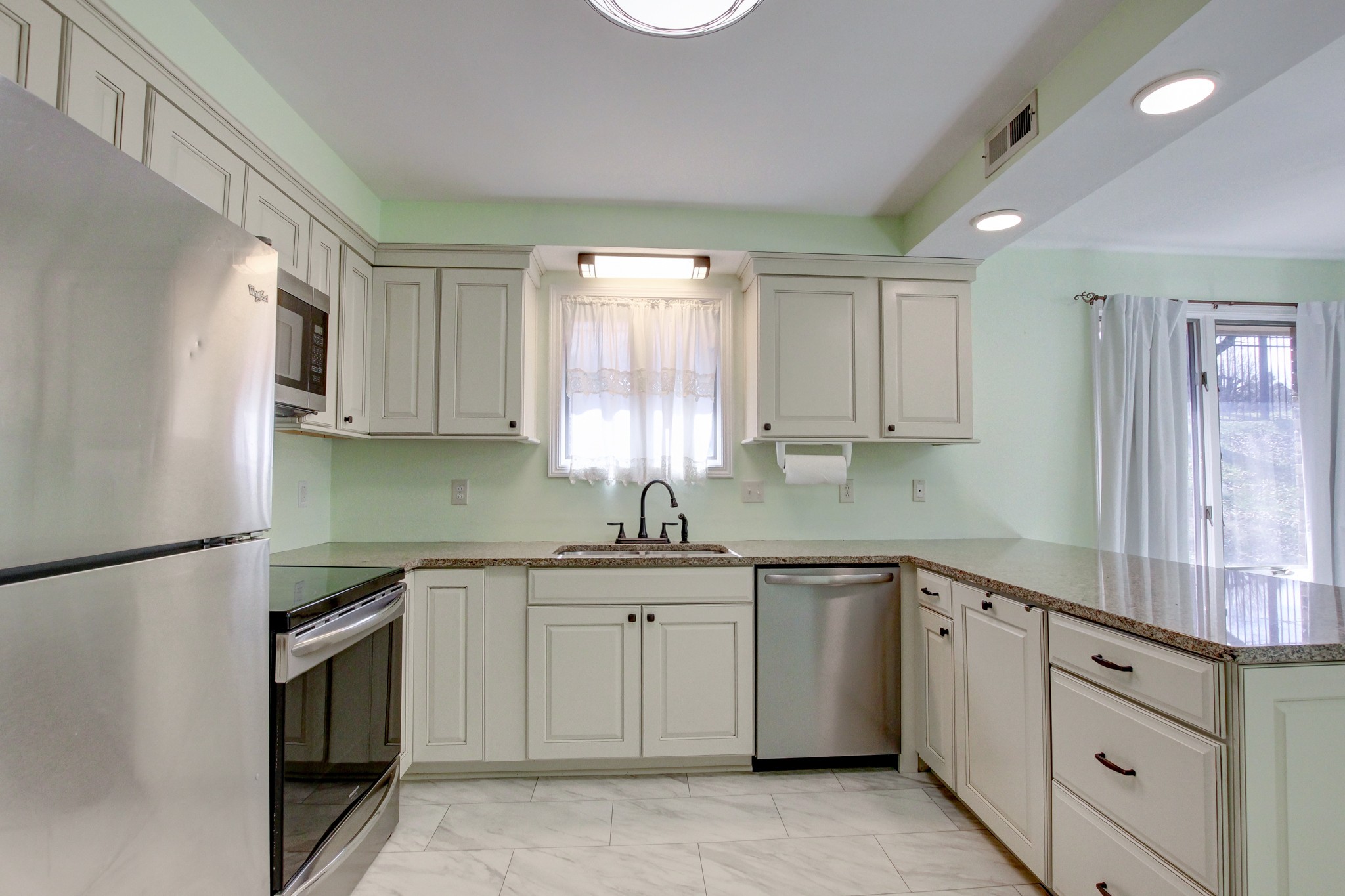 457 Country Club Court Clarksville TN 37043