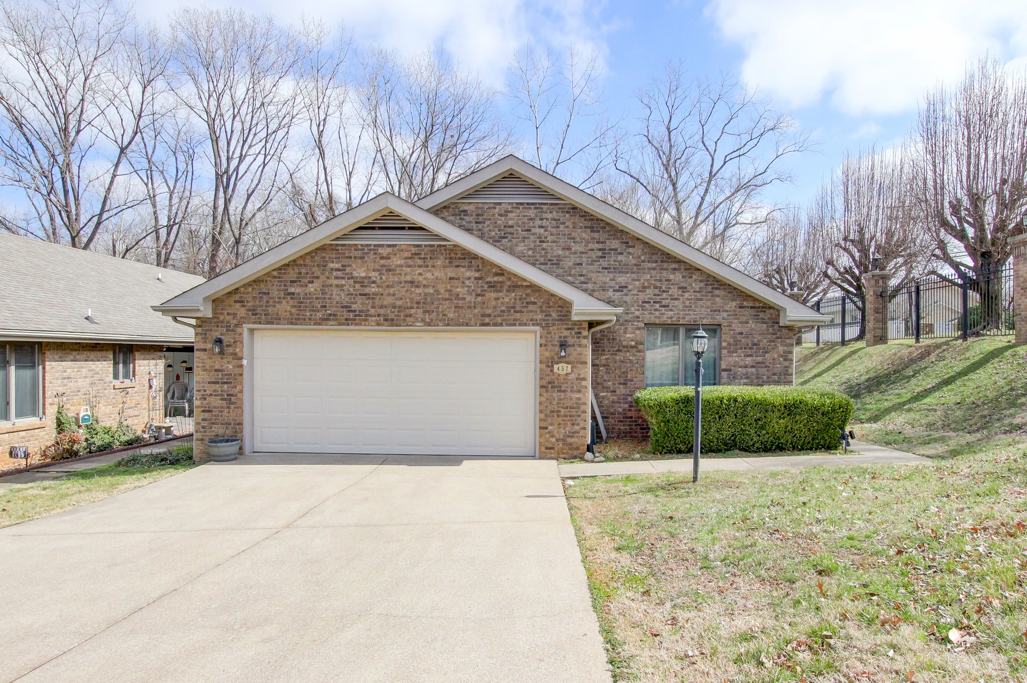 457 Country Club Court Clarksville TN 37043