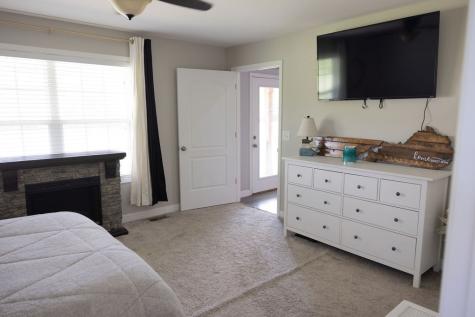 5761 Lexie Beans Creek Road Belvidere TN 37306