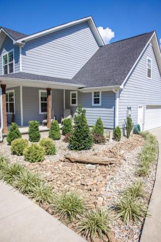 5761 Lexie Beans Creek Road Belvidere TN 37306