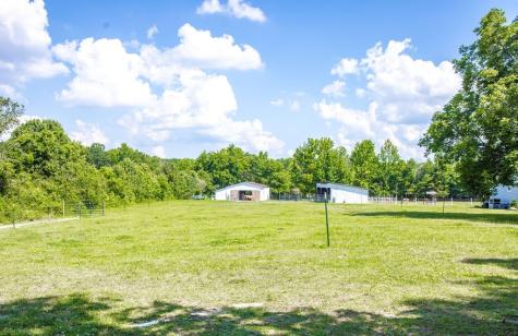 5761 Lexie Beans Creek Road Belvidere TN 37306