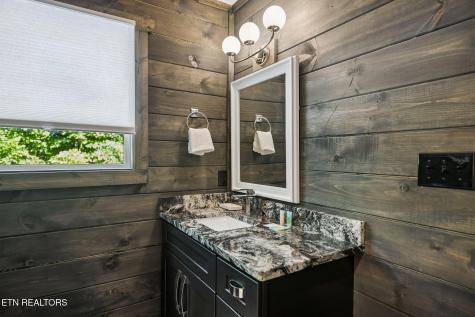 233 Cherokee Path Way Sevierville TN 37876
