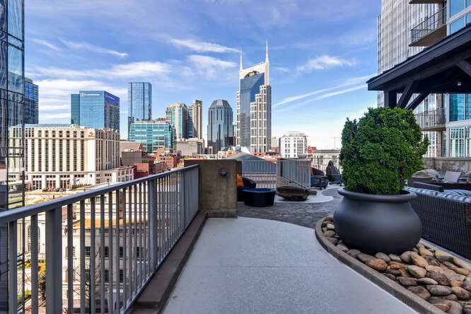 301 Demonbreun Street Nashville TN 37201