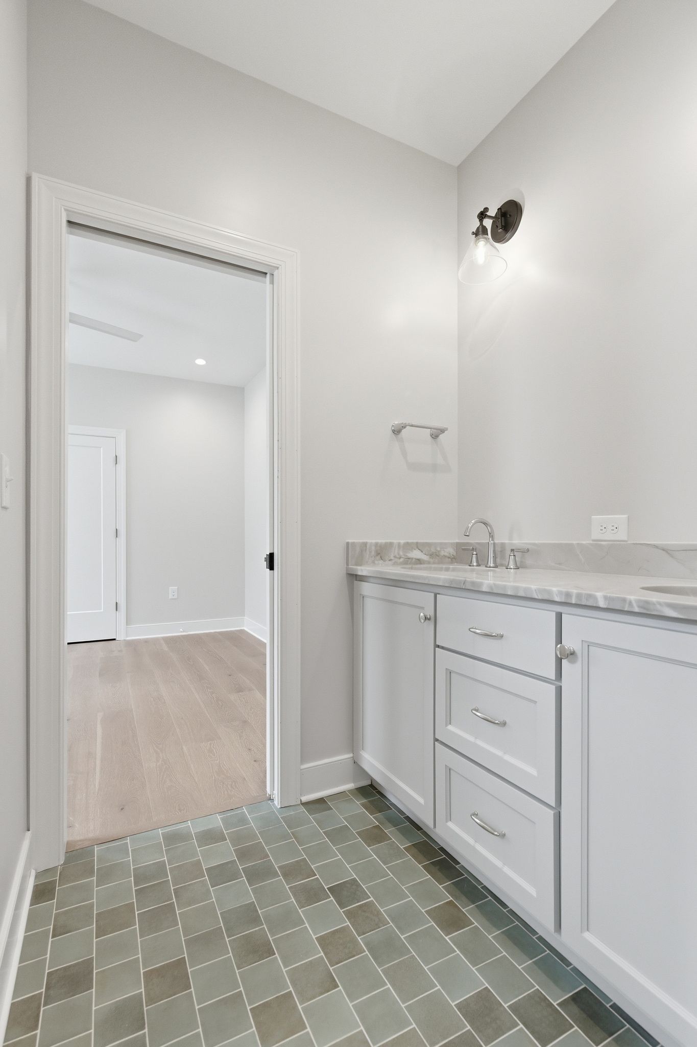 6332A Columbia Avenue Nashville TN 37209