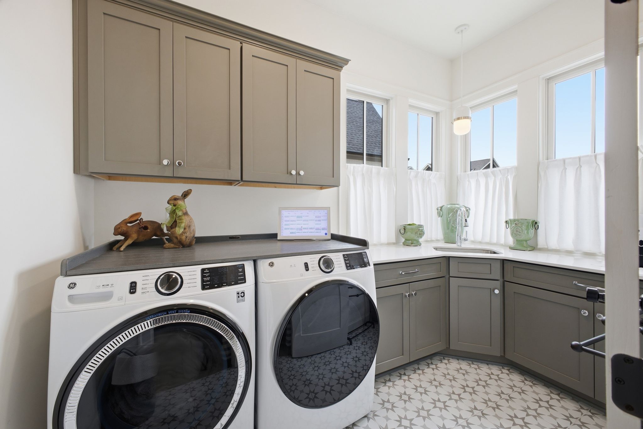 799 Carsten Street Nashville TN 37221