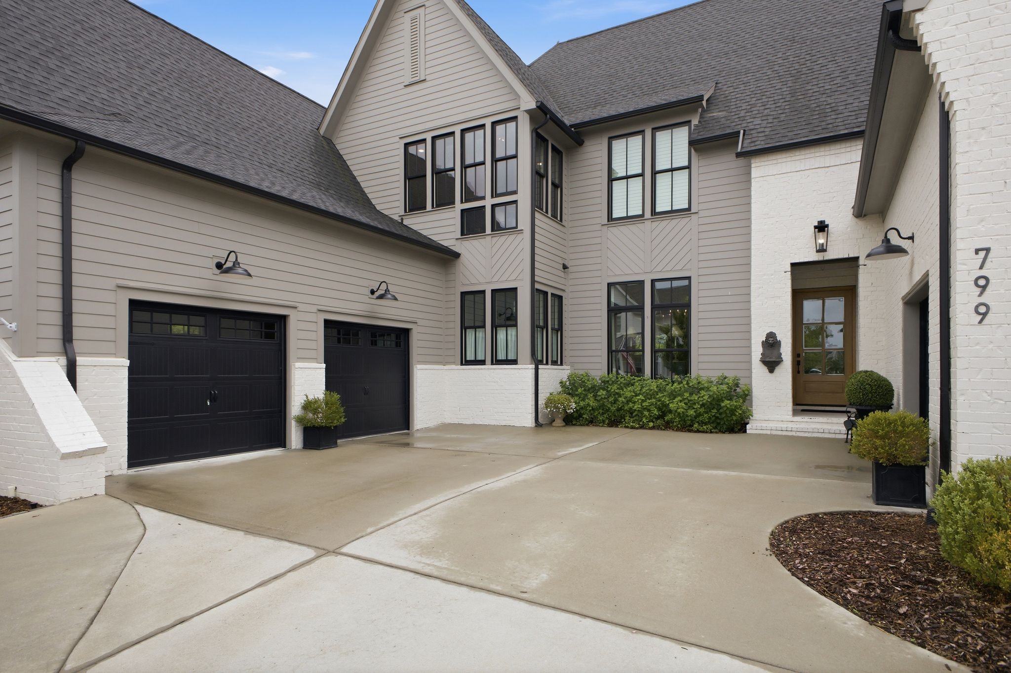 799 Carsten Street Nashville TN 37221