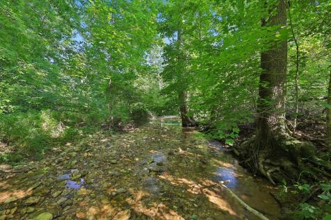 2326 Fairfield Road Westmoreland TN 37186