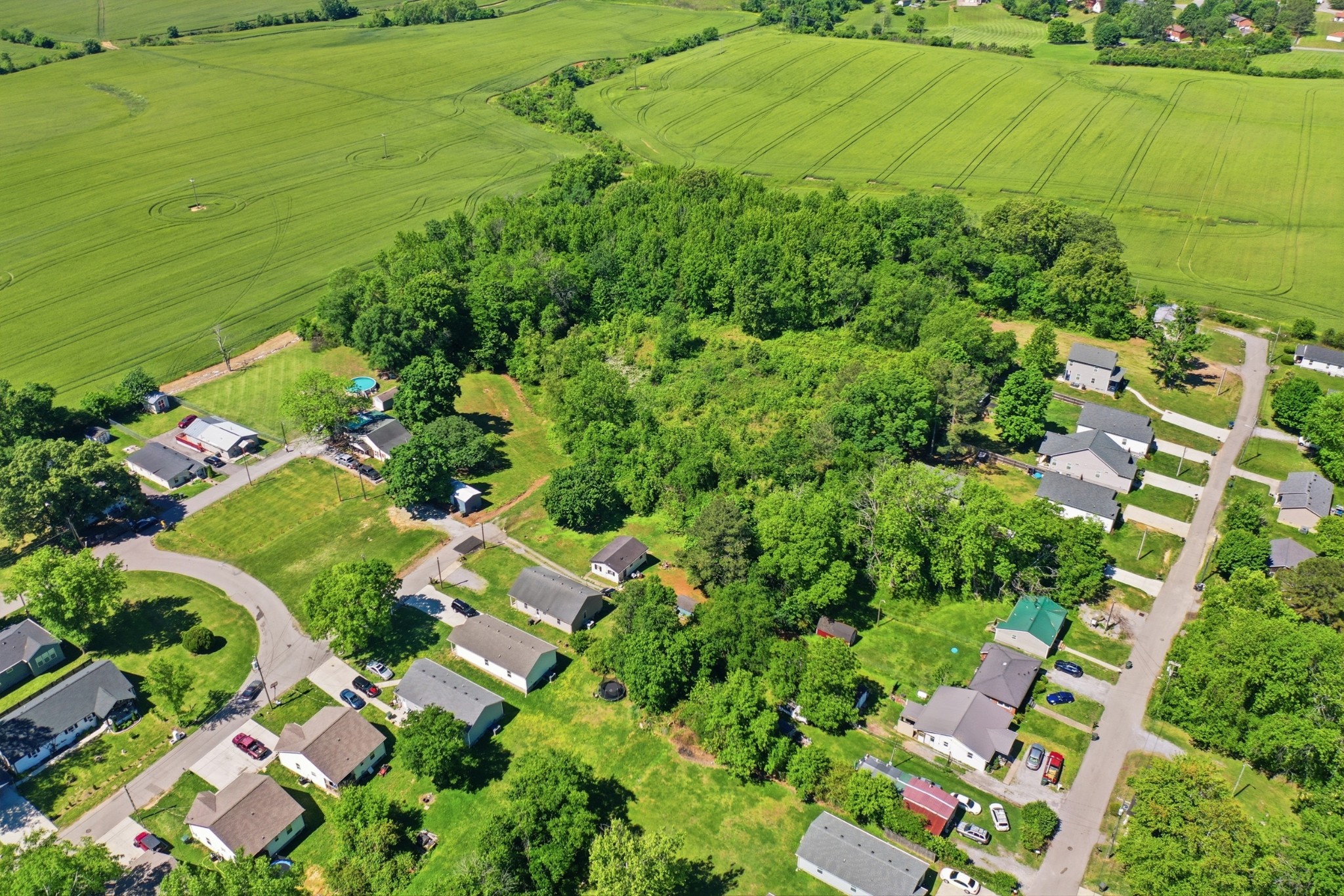 844 20th Ave, W Springfield TN 37172
