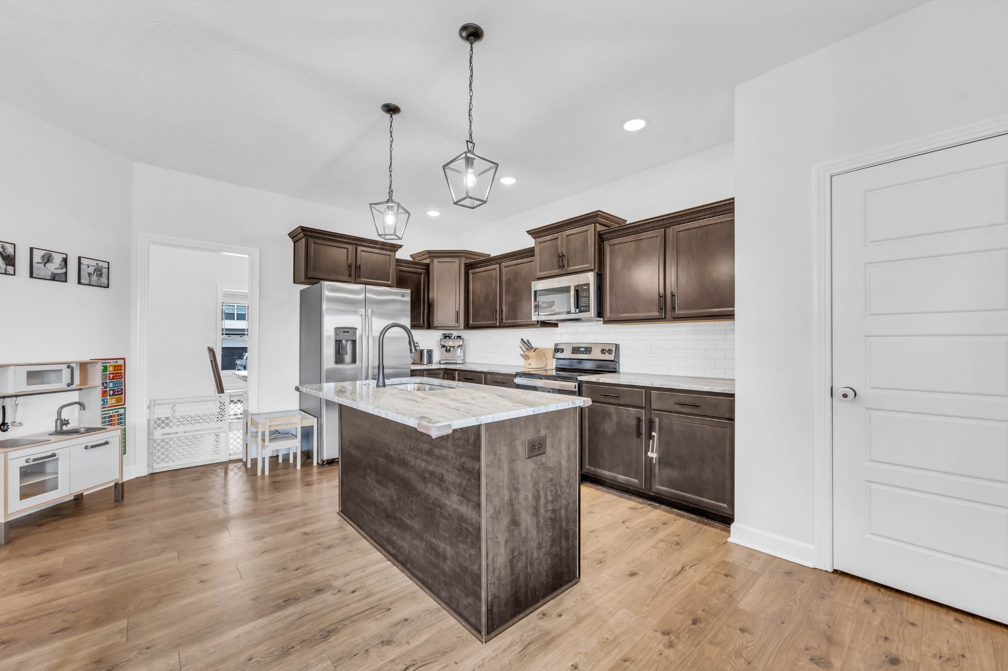 2023 Ireland Way Clarksville TN 37042