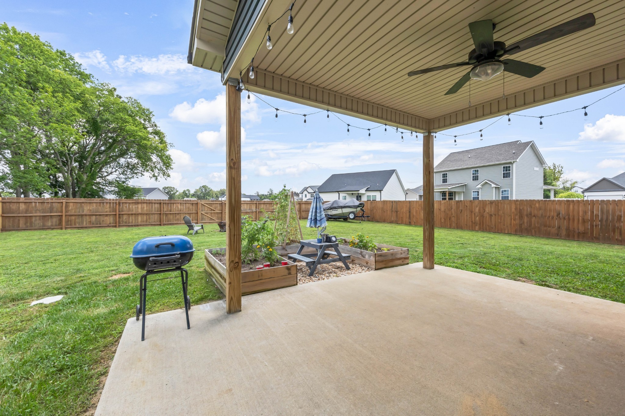 2023 Ireland Way Clarksville TN 37042
