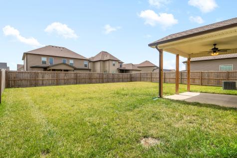 1517 Kestrel Dr, Nw Clarksville TN 37040