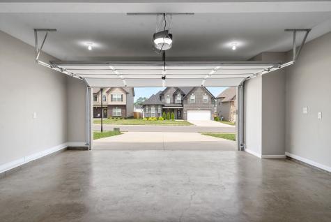 1517 Kestrel Dr, Nw Clarksville TN 37040