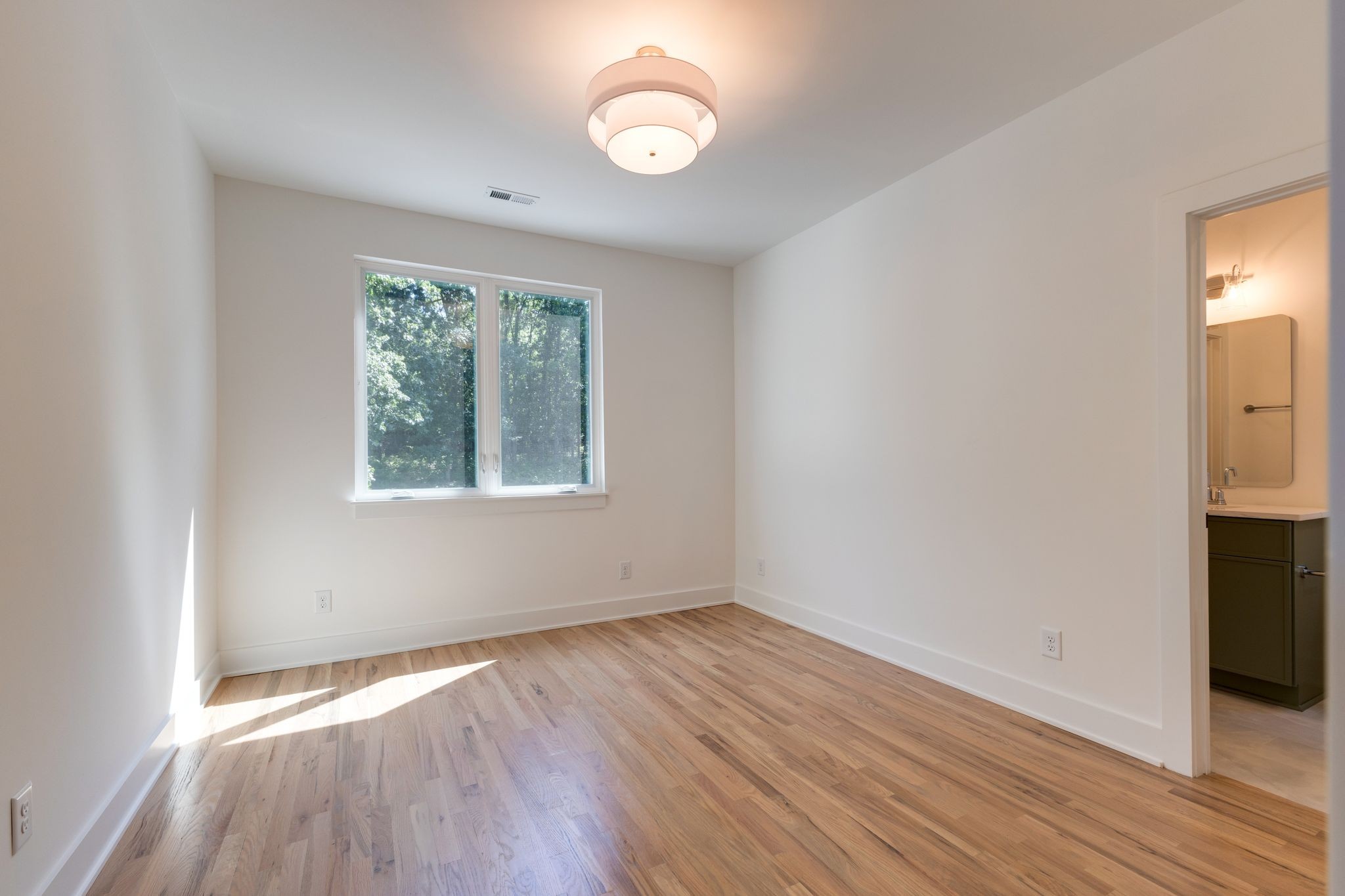 5825 Maxon Avenue Nashville TN 37209