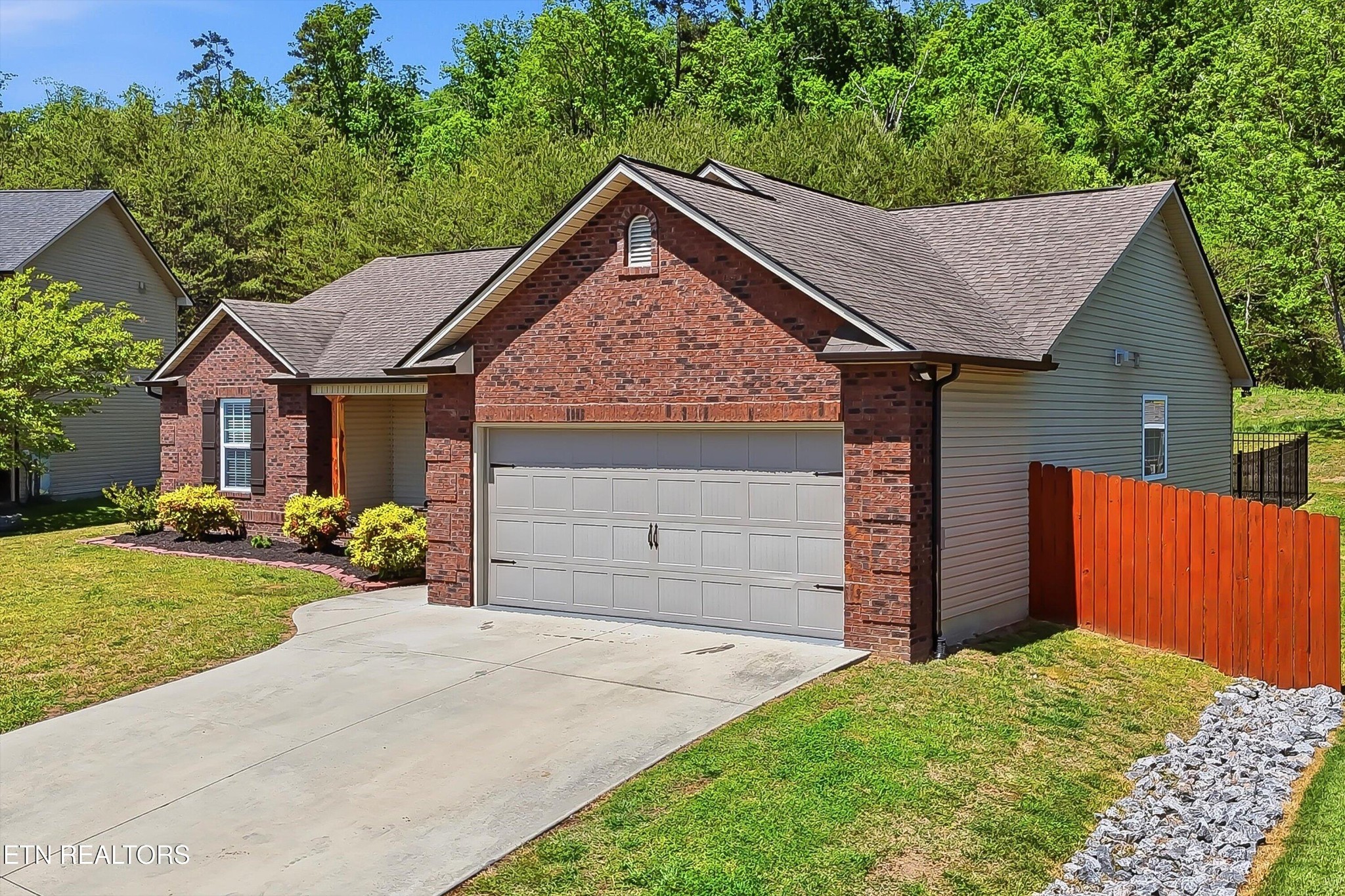 6515 Martha Oak Lane Knoxville TN 37918