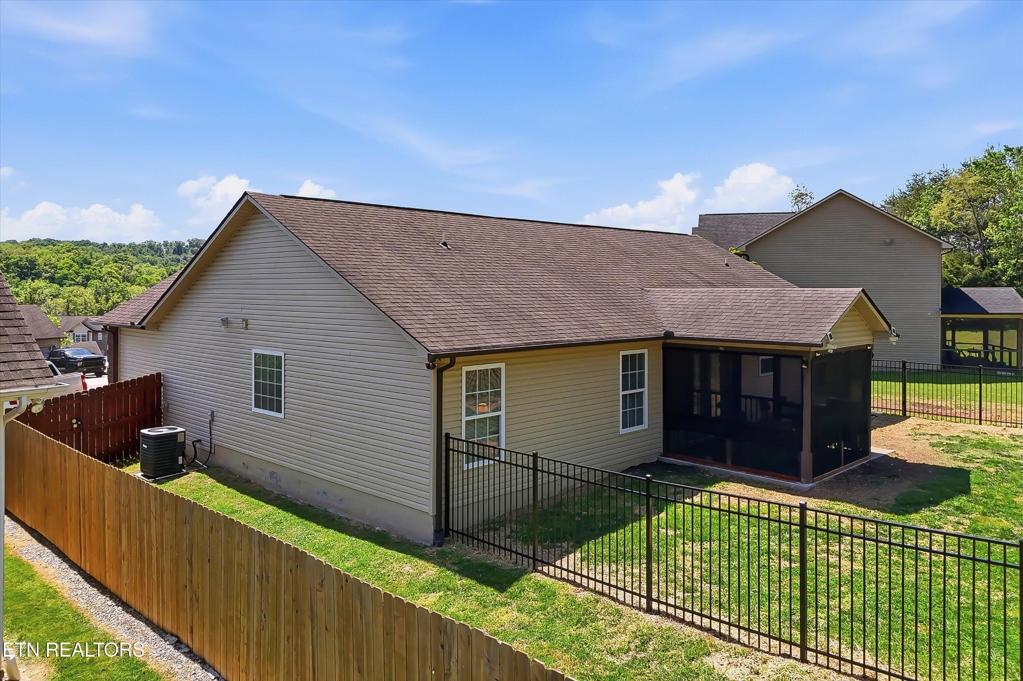 6515 Martha Oak Lane Knoxville TN 37918