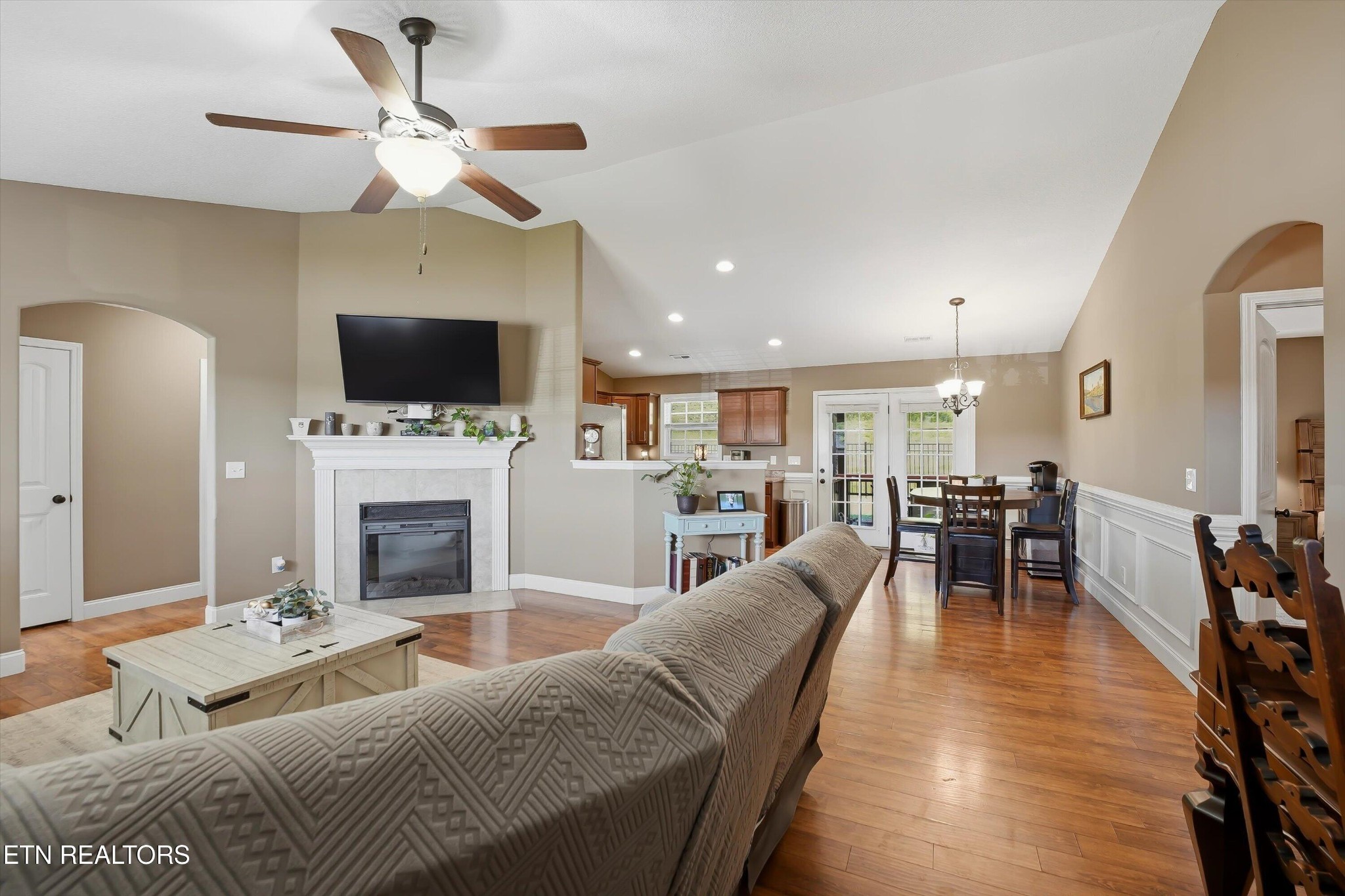 6515 Martha Oak Lane Knoxville TN 37918