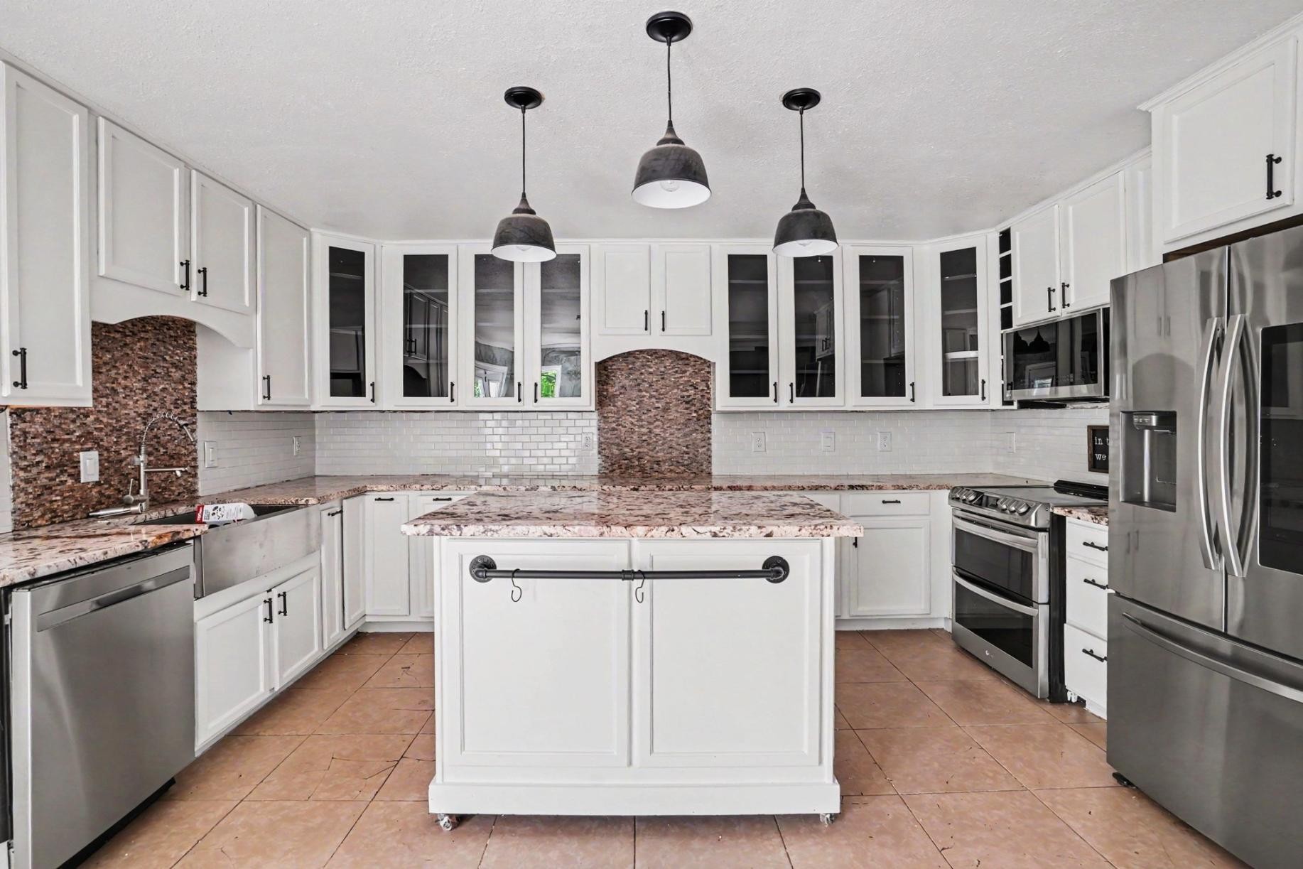 3350 Clearwater Drive Clarksville TN 37042