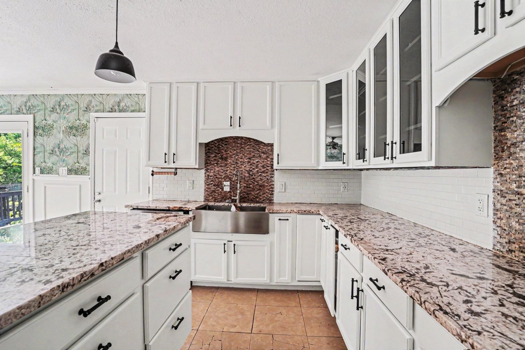 3350 Clearwater Drive Clarksville TN 37042