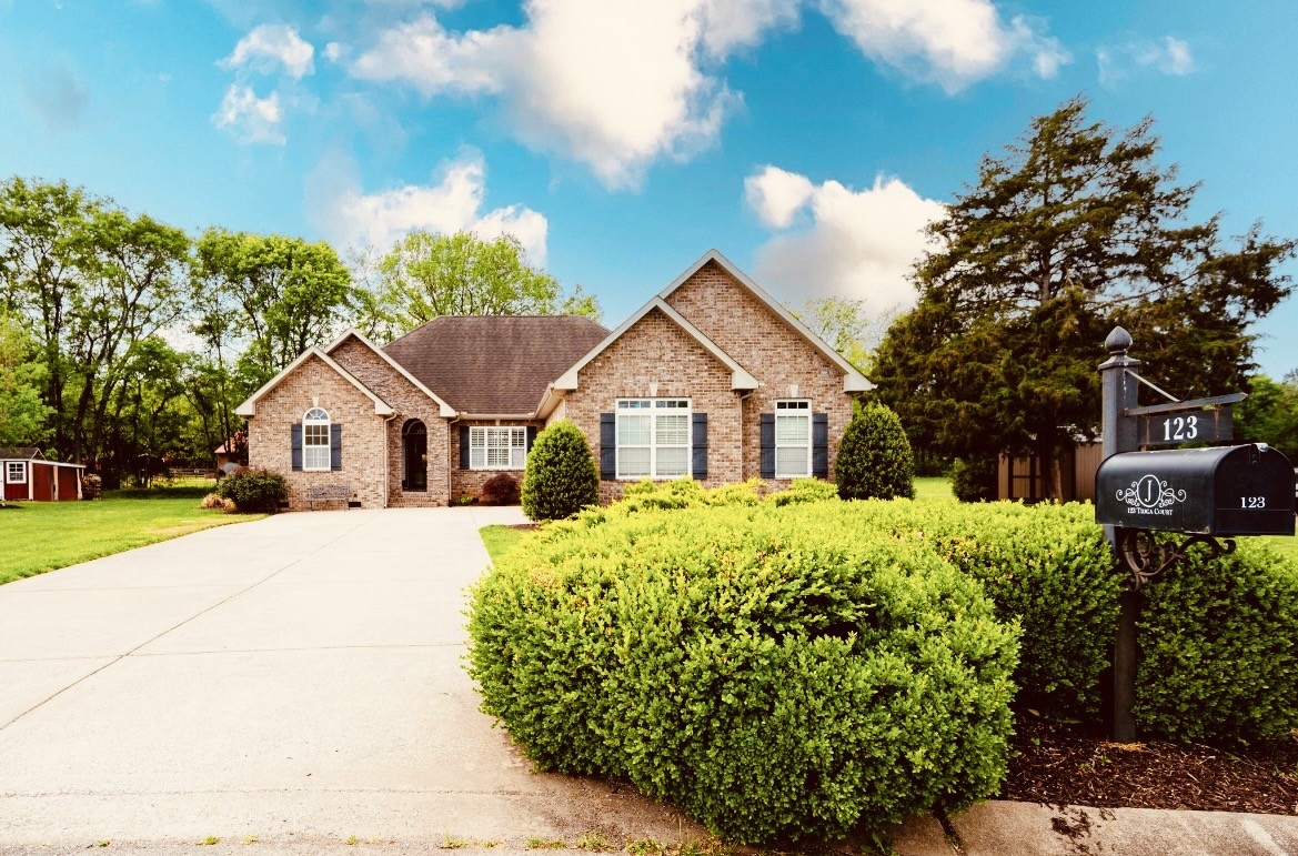 123 Tioga Court Murfreesboro TN 37129