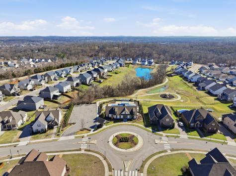 1040 Livingstone Lane Mount Juliet TN 37122
